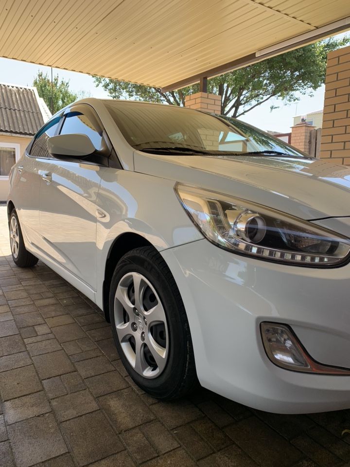 Hyundai Solaris: фото владельца