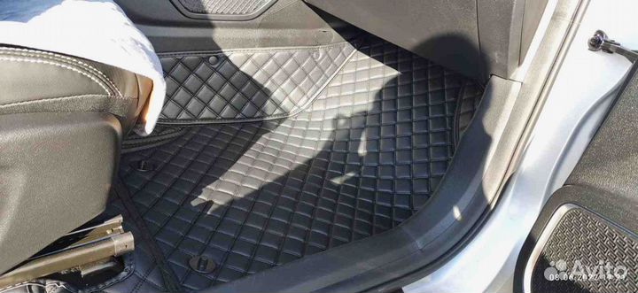 3Д коврики из экокожи Geely Atlas PRO 2022