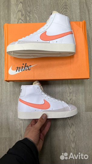 Кроссовки Nike Blazer Mid 77 Vintage Atomic Pink