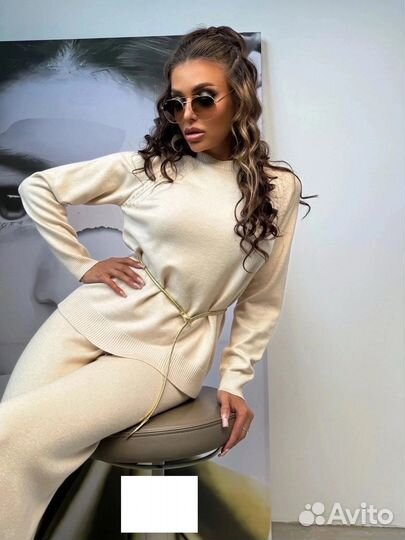 Костюм женский