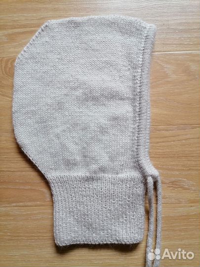 Капор женский, двойная шапка ручной вязки