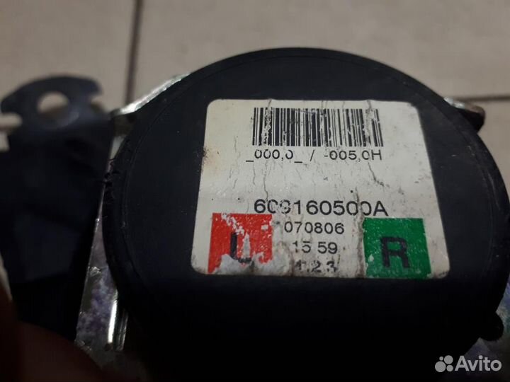 Ремень безопасности задний правый Opel Corsa D 20