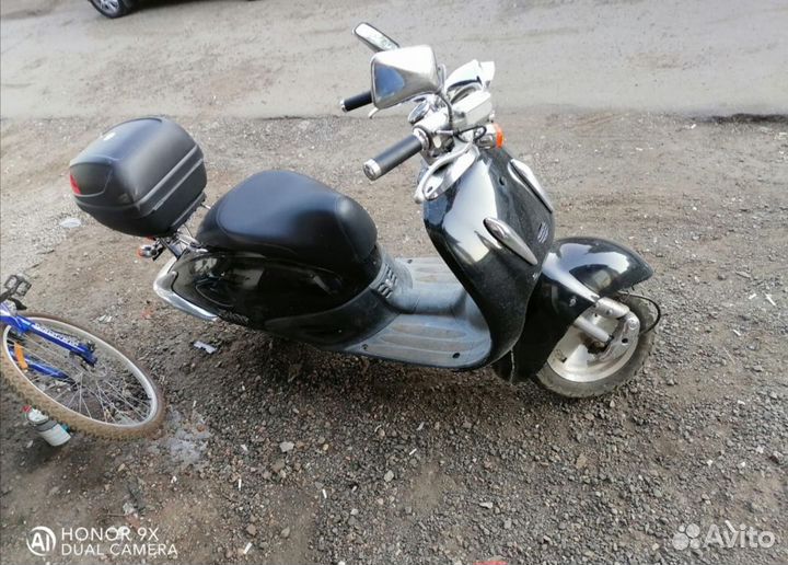 Скутер Honda joker