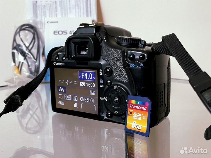 Зеркальный фотоаппарат Canon 450d