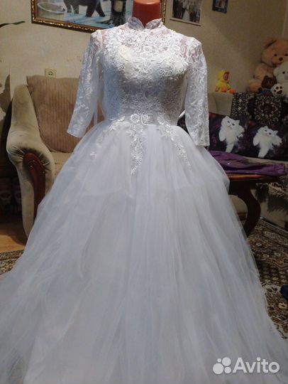 Свадебное платье