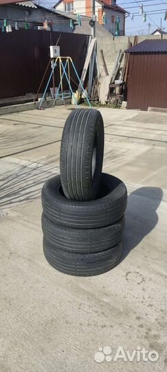 Premada Winter W300 215/65 R16