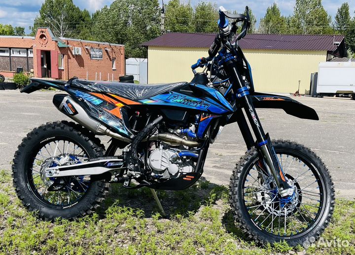 Мотоцикл FXmoto X8 NB300
