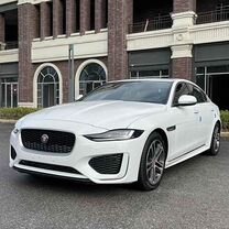 Jaguar XE 2.0 AT, 2021, 29 000 км, с пробегом, цена 2 000 000 руб.