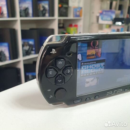 Sony PSP 3008 8GB + 7 игр