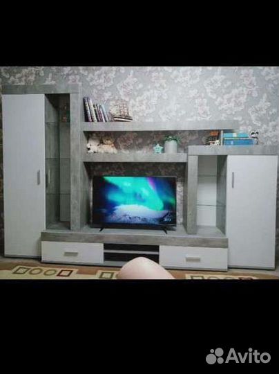 Стенка в гостиную