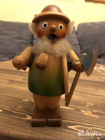 Фигурка из дерева: курильщик, Германия