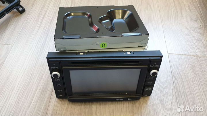 Штатная магнитола Toyota Sequoia