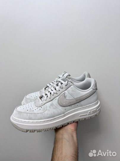 Nike Air Force 1 Low Luxe 