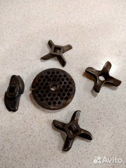 Ножи, решётки для мясорубки.СССР