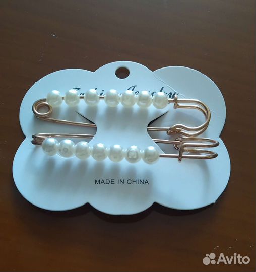 Брошь булавка