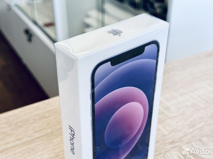 iPhone 12, 64 ГБ