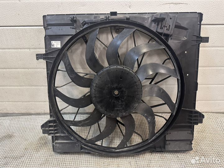 Вентилятор двигателя Мерседес 166 292