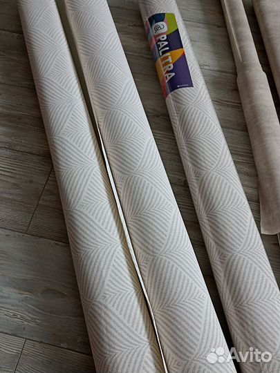 Остатки обоев после ремонта