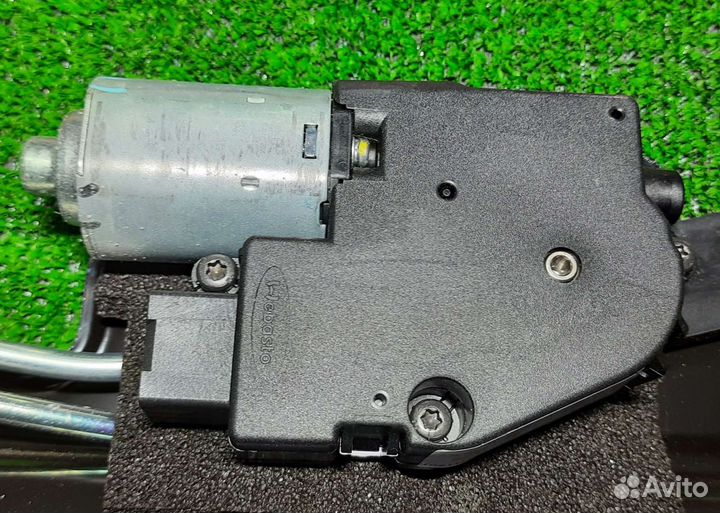 Моторчик люка Ниссан Кашкай+2 JJ10