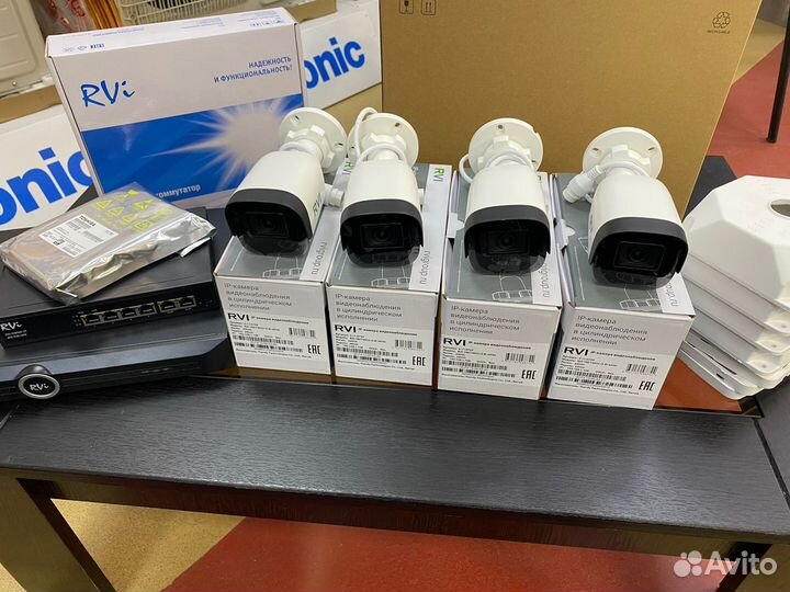 Комплект системы видеонаблюдения IP 4мп RVI