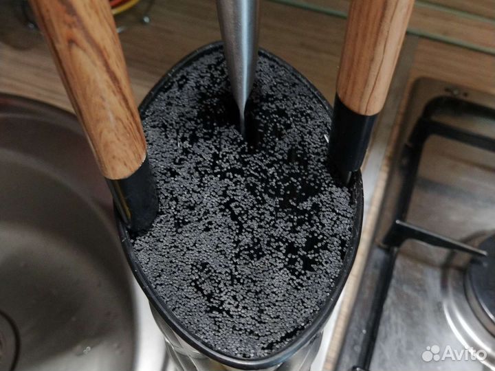 Подставка–точилка для ножей