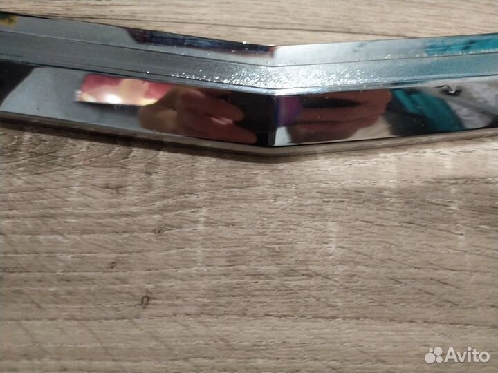 Молдинг решётки радиатора