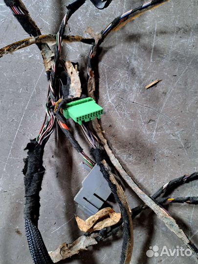 Проводка потолка Volvo S80