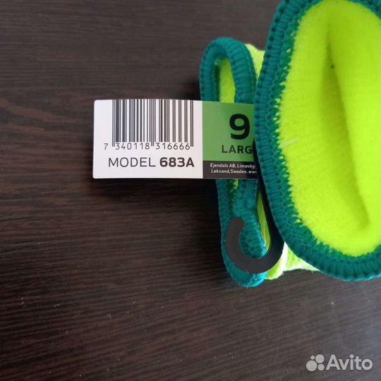 Перчатки нитриловые