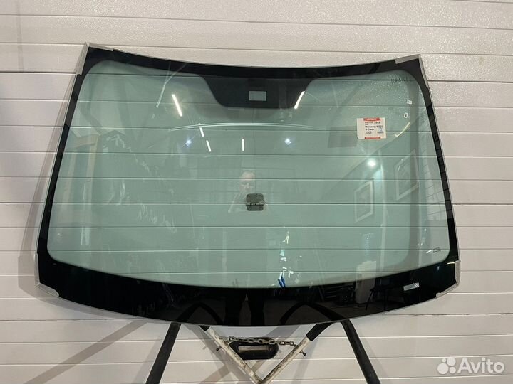 Лобовое стекло Mercedes w221