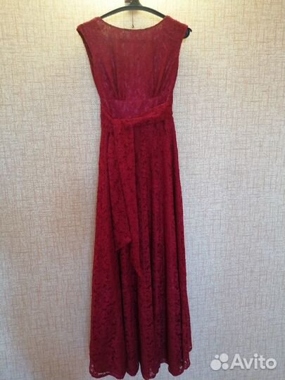 Платье вечернее