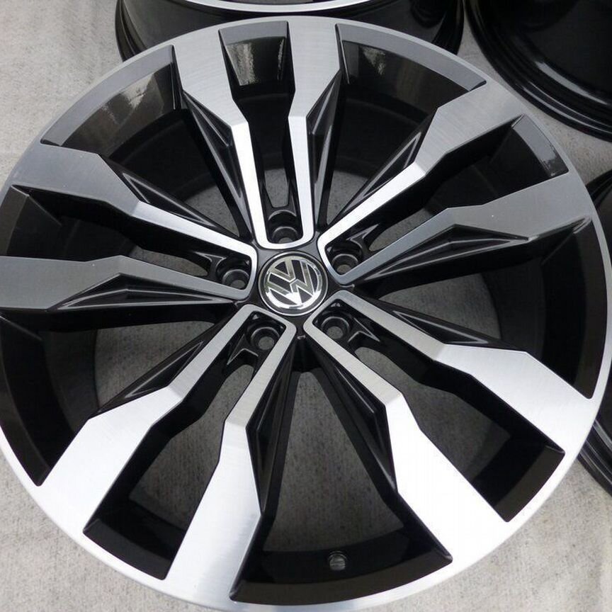 Литые диски Volkswagen 9.5×R21 5×112