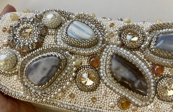 Клатч с природными камнями и бисером(агат)