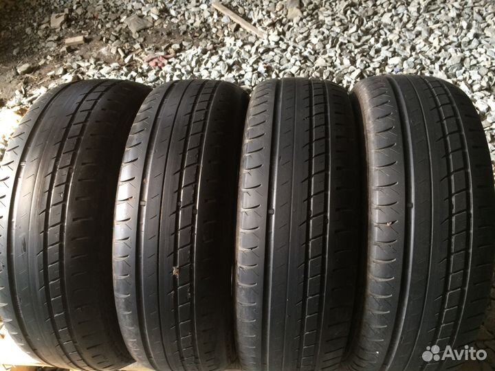Viatti Strada Asimmetrico V-130 195/65 R15