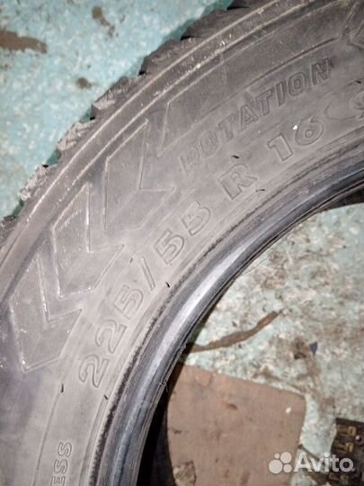 Nokian Tyres Hakkapeliitta 2 225/55 R16 23D