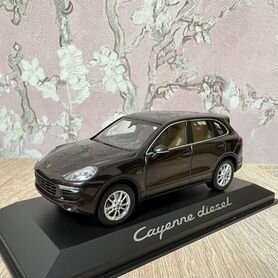 Модель Porsche Cayenne 958 Diesel 1:43 Minichamps