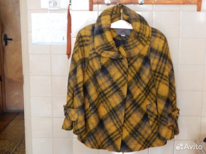 Полупальто женское