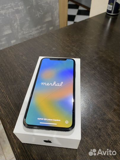 iPhone X, 64 ГБ
