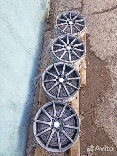 Оригинал Subaru R18 в новом состоянии