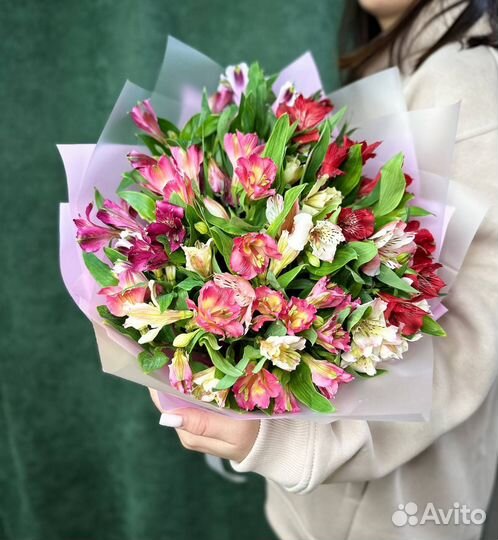 Букет из альстромерий