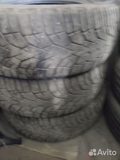 Gislaved NordFrost 100 SUV 235/65 R17 108T