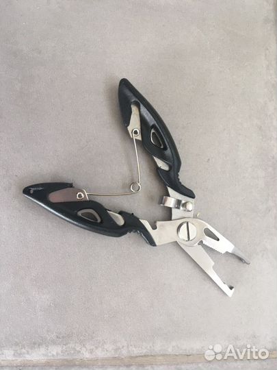 Рыбацкие ножницы