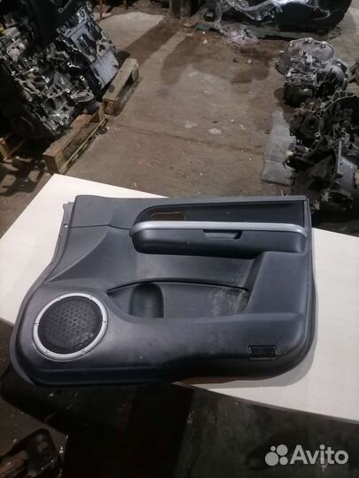 Обшивка двери Suzuki Grand Vitara 2