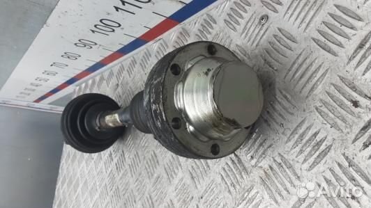 Привод передний левый volkswagen touareg 7L (PEA18