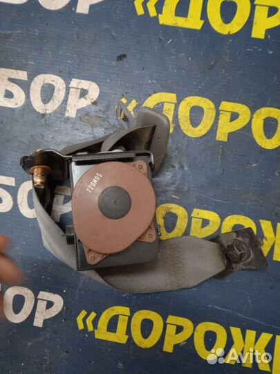 Ремень безопасности задний правый Kia Rio 1