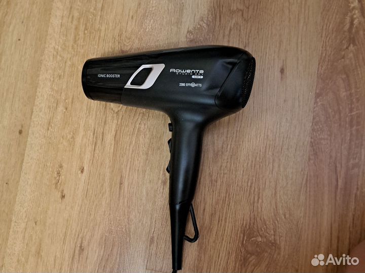 Rowenta Фен для волос Фен Rowenta CV5820 (черный)