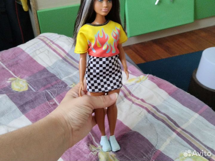 Продаю барби