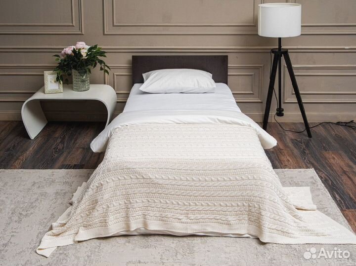 Kровать односпальная, с матрасом, цена за полный комплект