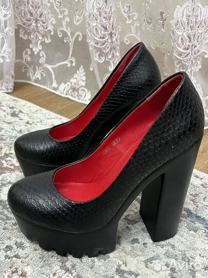 Туфли женские 35 размер