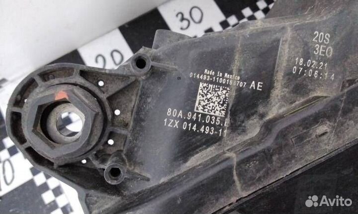 Фара левая Audi Q5 Sportback