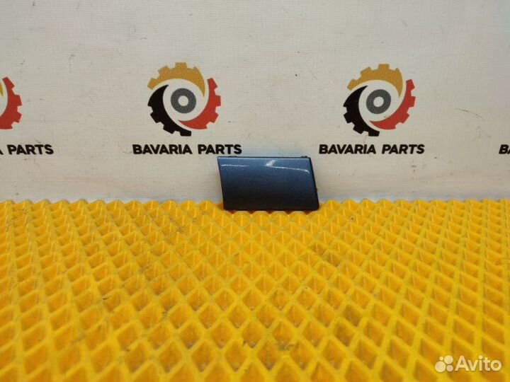 Заглушка бампера Audi A8 D3 4.2 2004